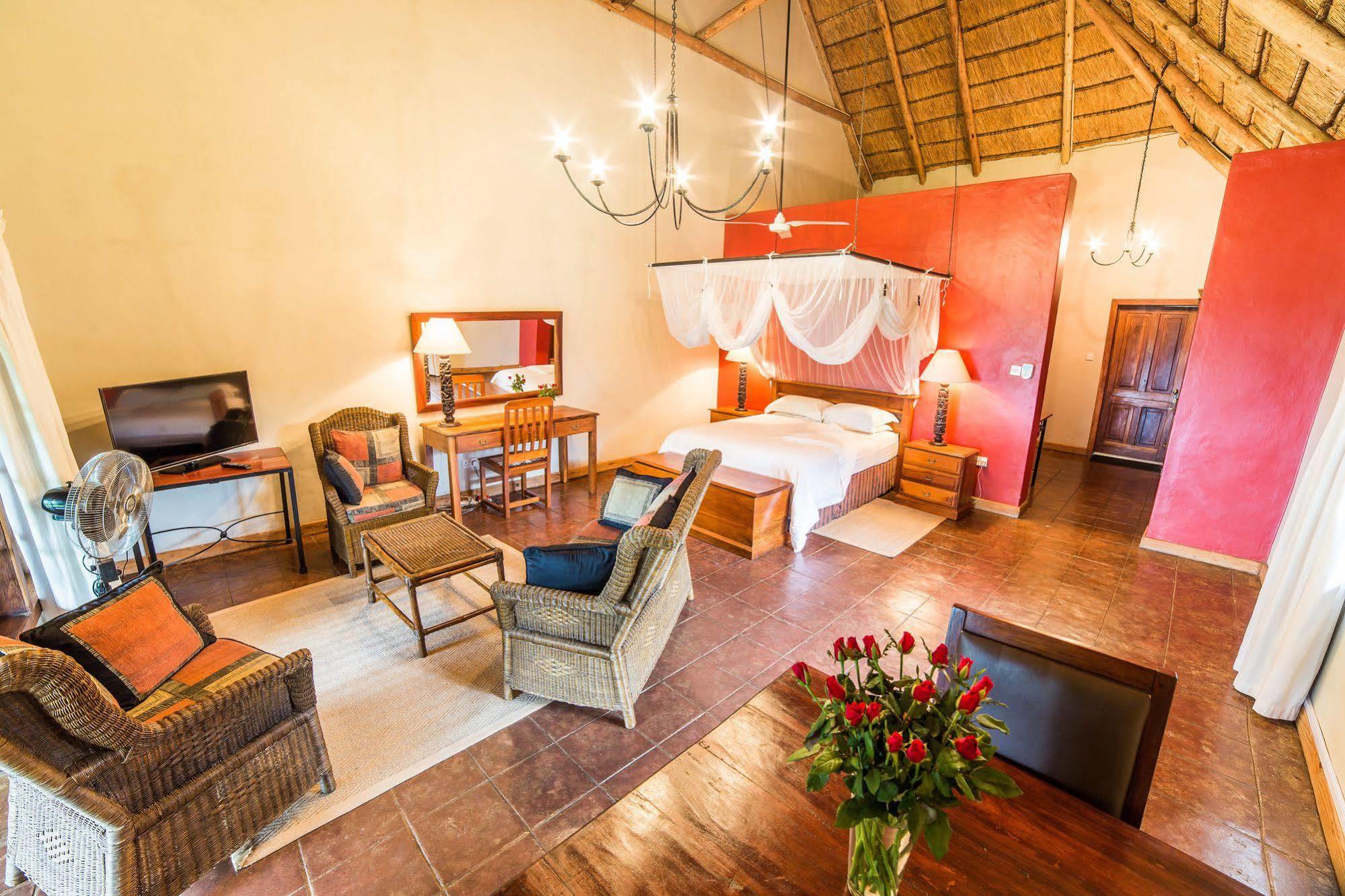 Kumbali Country Lodge Lilongwe Exterior photo