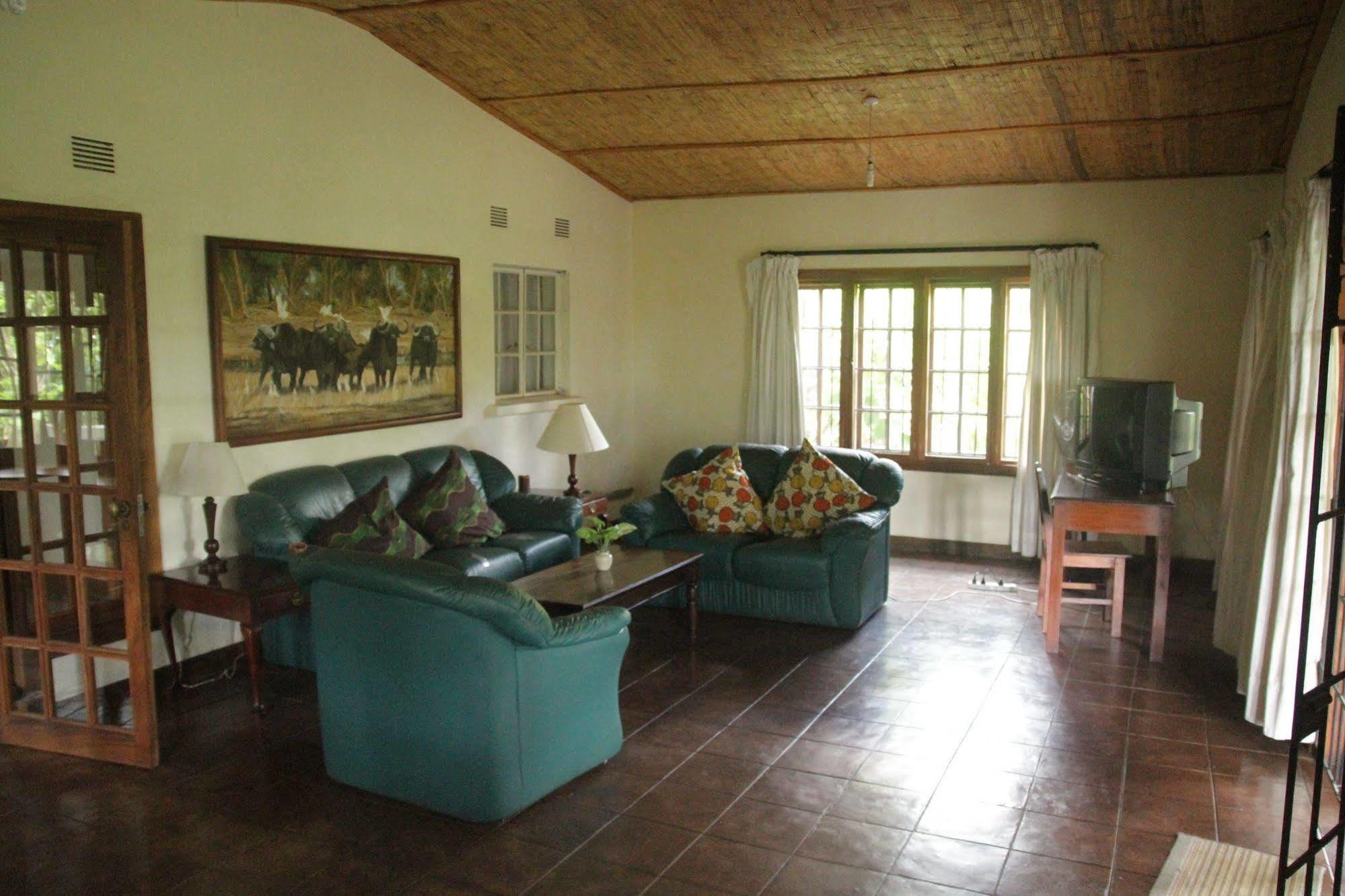 Kumbali Country Lodge Lilongwe Exterior photo